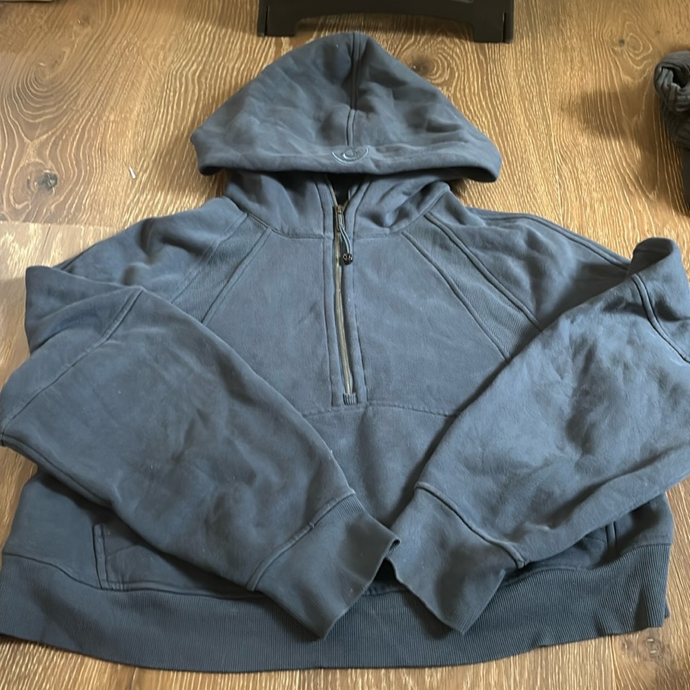 Lululemon scuba xs/s